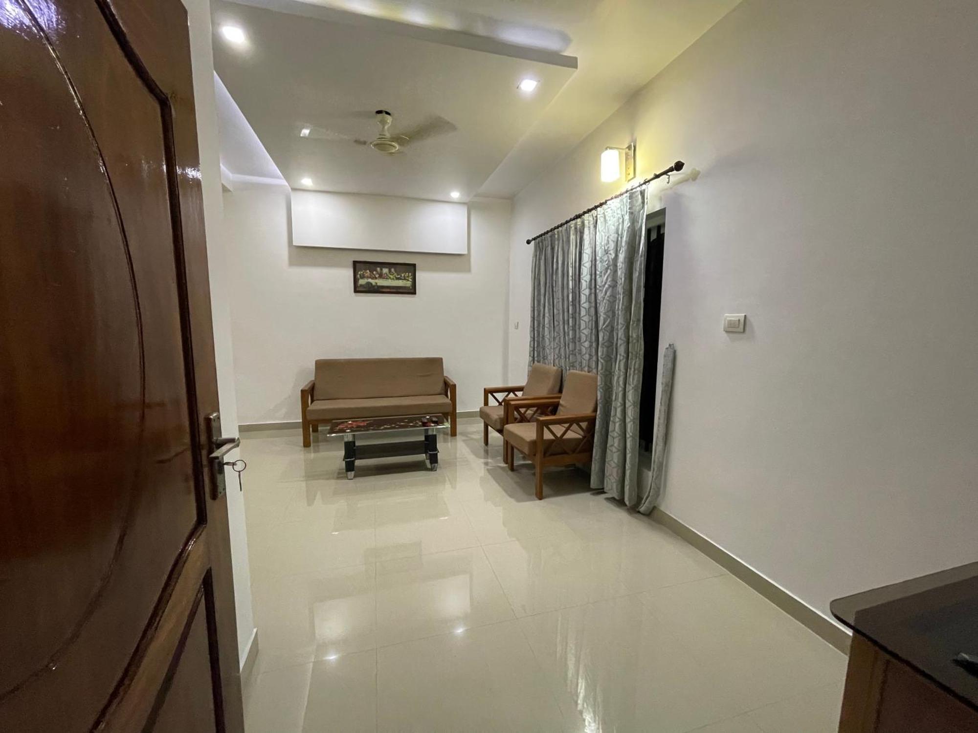 Dream Home Kochi Tripunithura Exteriör bild