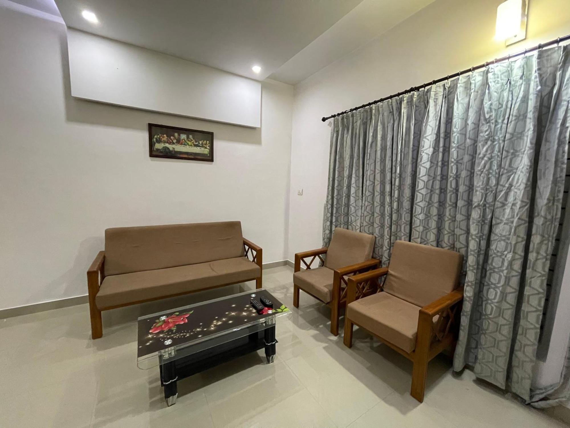 Dream Home Kochi Tripunithura Exteriör bild